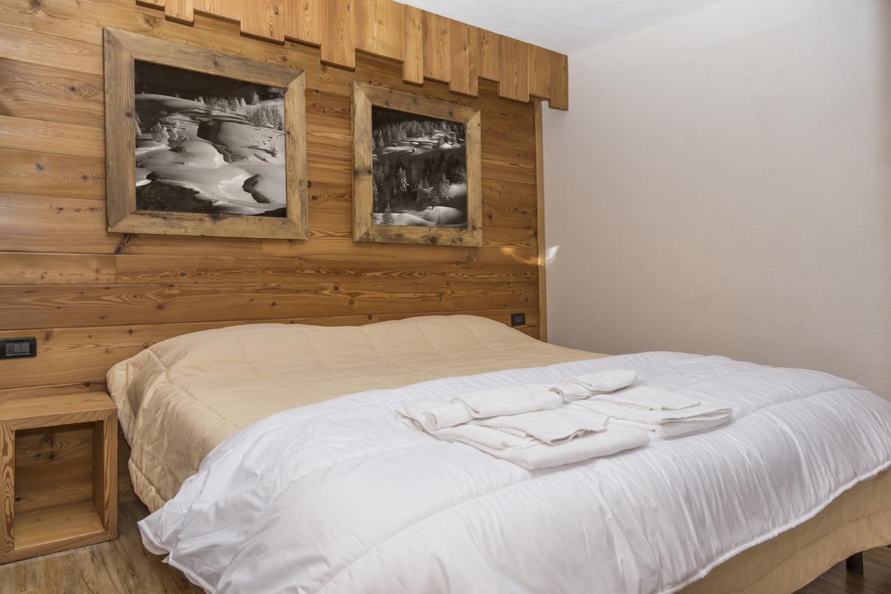 Hotel Clotes Oulx Buitenkant foto