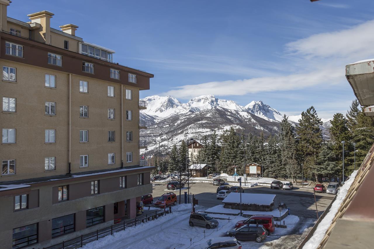 Hotel Clotes Oulx Buitenkant foto