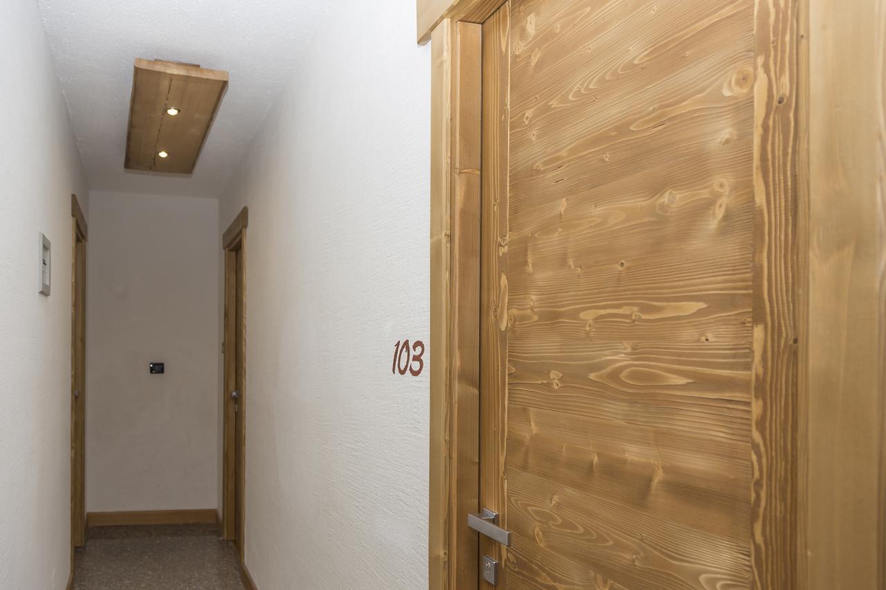 Hotel Clotes Oulx Buitenkant foto