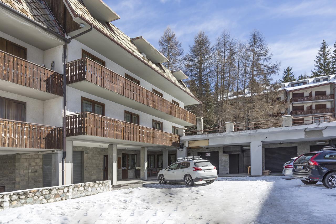 Hotel Clotes Oulx Buitenkant foto