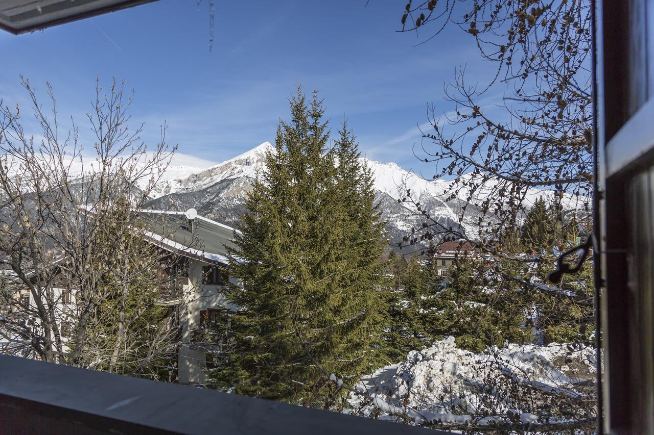 Hotel Clotes Oulx Buitenkant foto