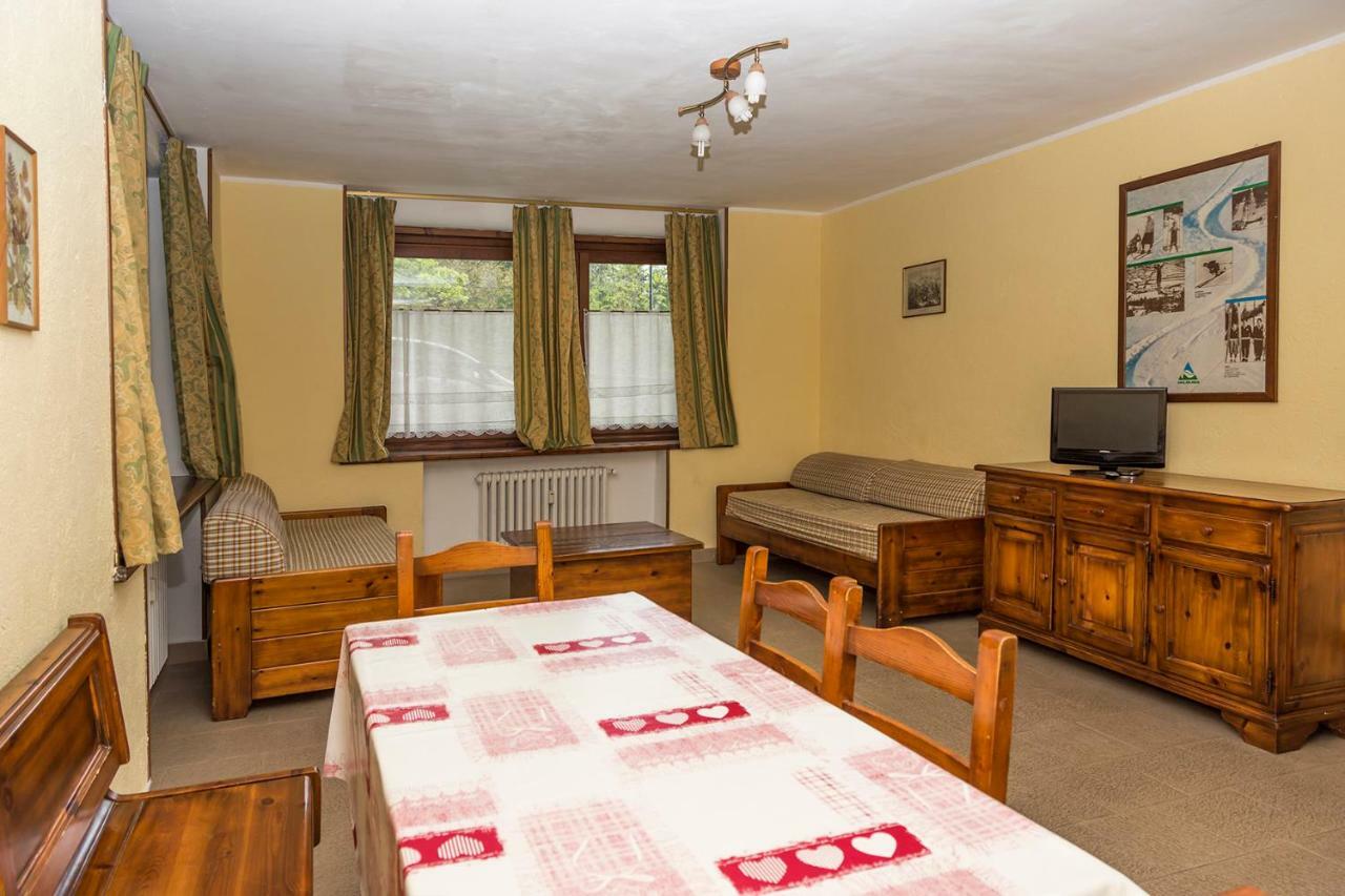 Hotel Clotes Oulx Buitenkant foto